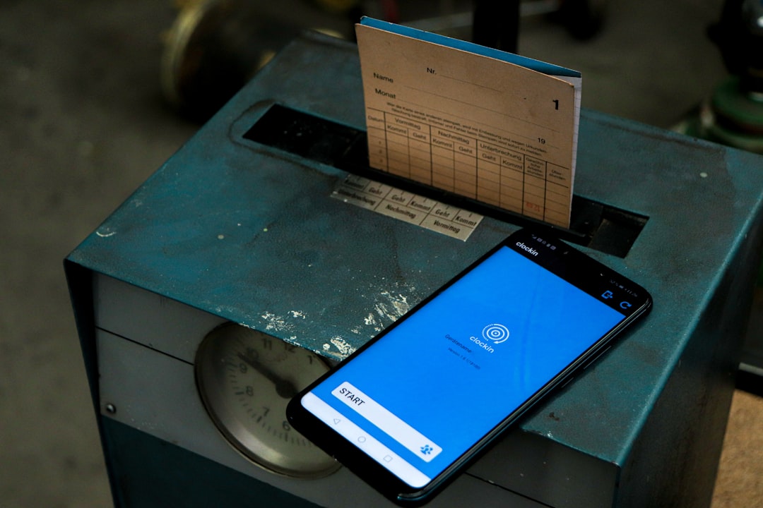 a cell phone sitting on top of a metal box - Photo by Jonas Tünte on Unsplash